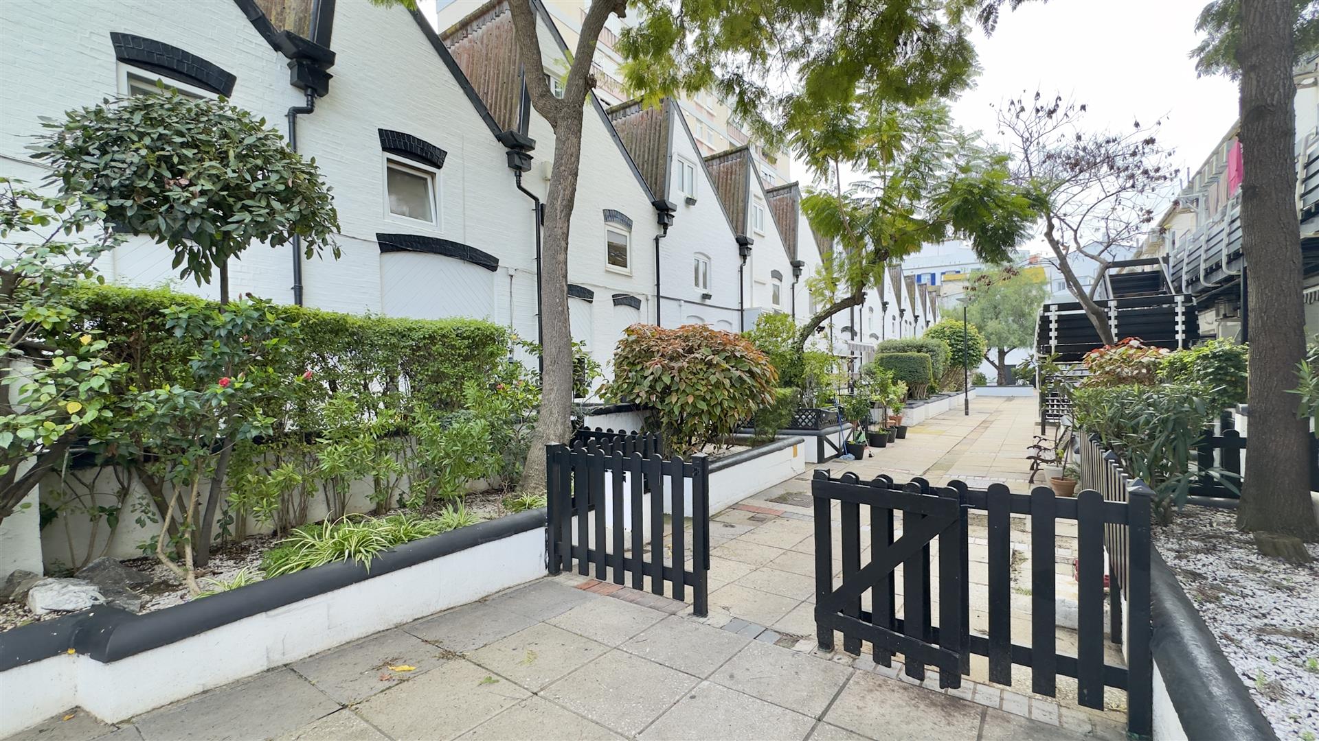 Image of House - 3 Bedrooms - 2 Bathrooms for Sale in Rosia Court-Gibraltar, Image 11